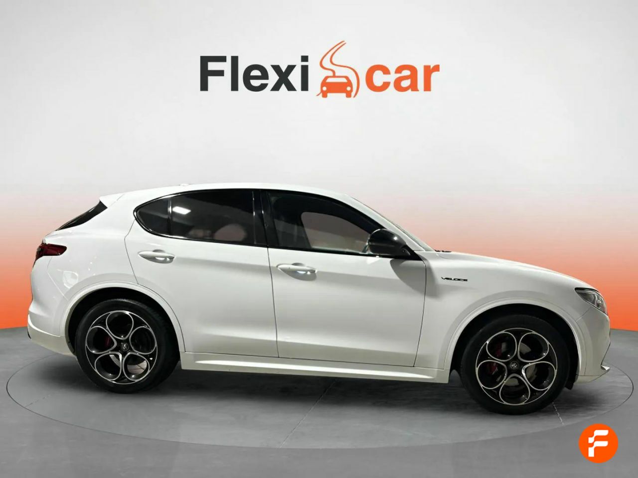 Foto Alfa Romeo Stelvio 8