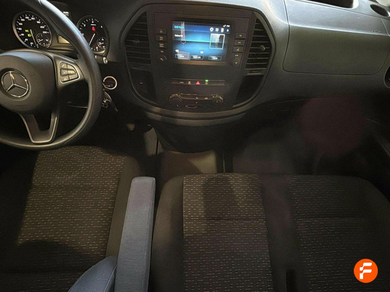 Foto Mercedes-Benz Vito 14