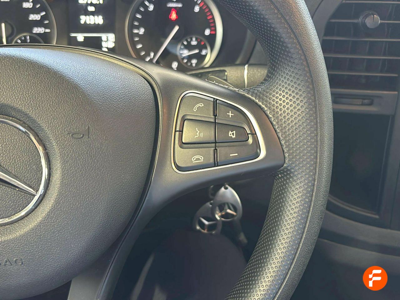 Foto Mercedes-Benz Vito 25