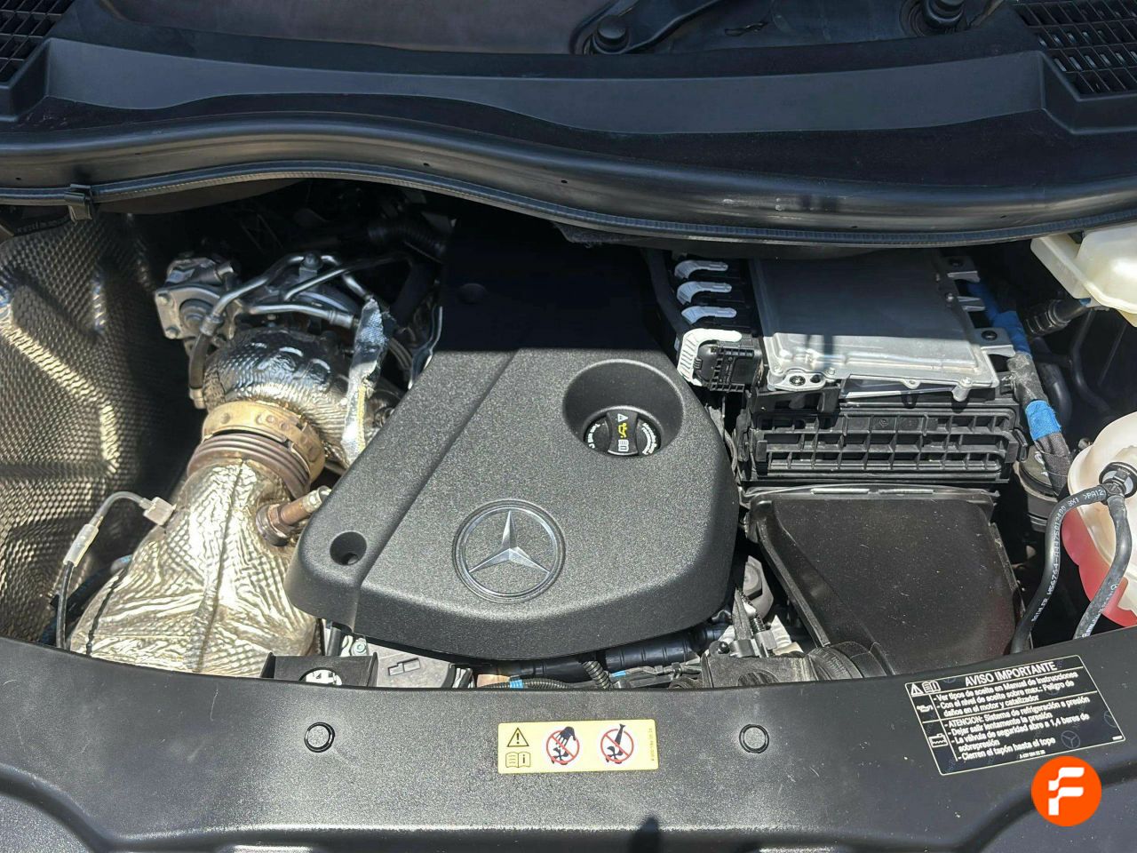 Foto Mercedes-Benz Vito 25