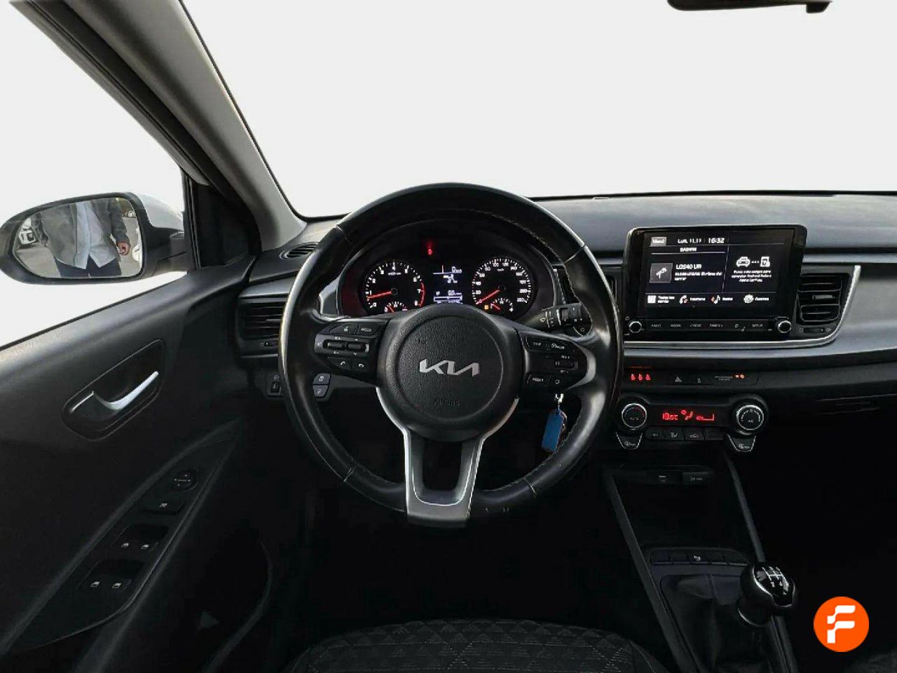 Foto Kia Rio 9