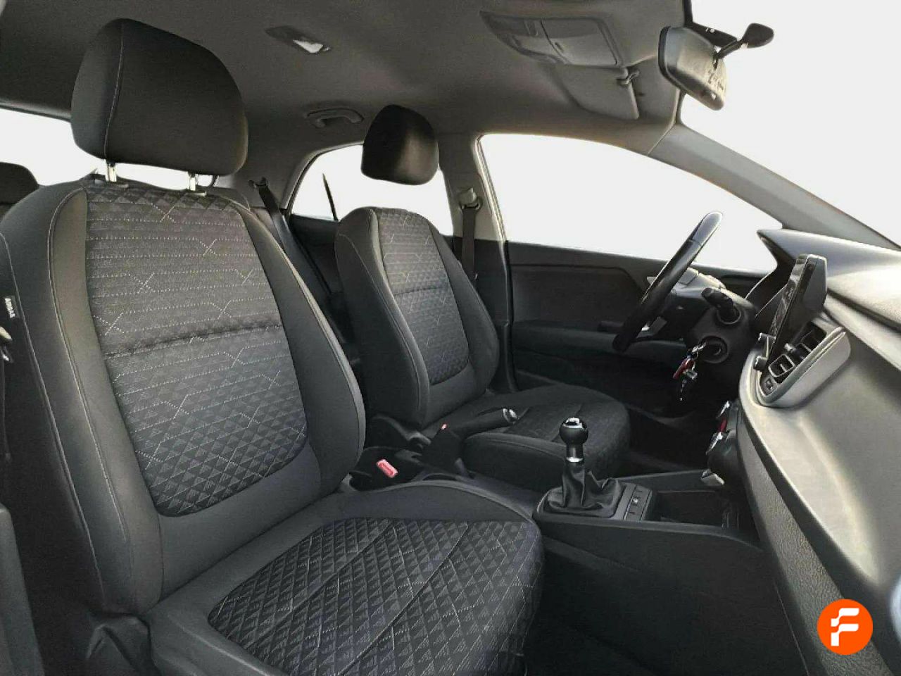 Foto Kia Rio 11
