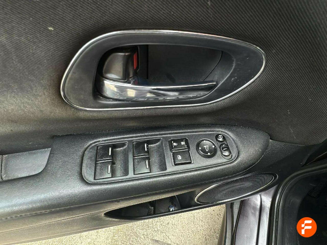Foto Honda HR-V 16