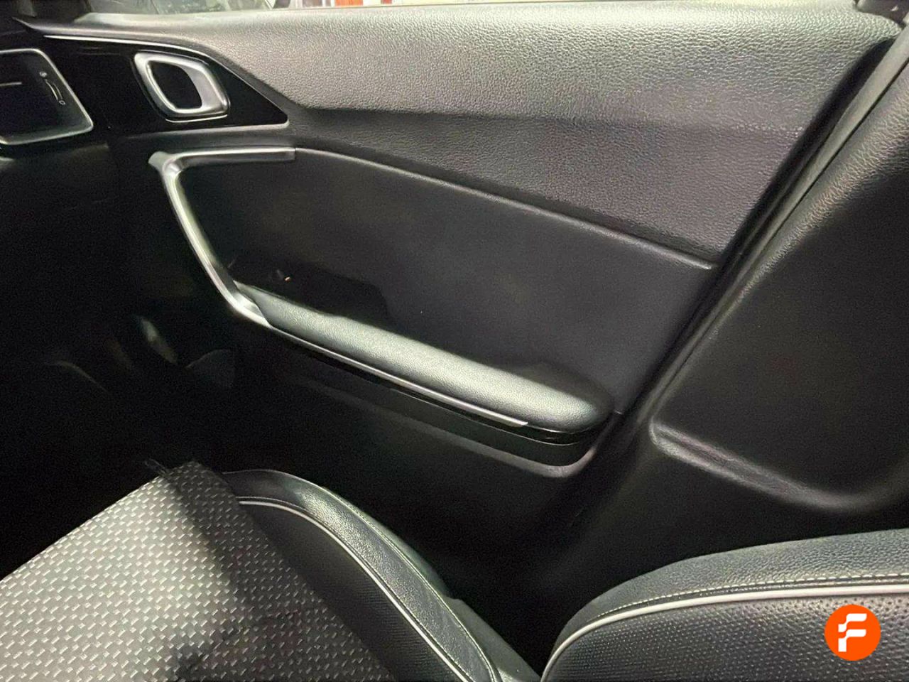 Foto Kia Ceed 25