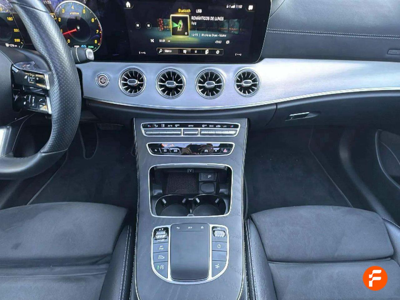 Foto Mercedes-Benz Clase E 8