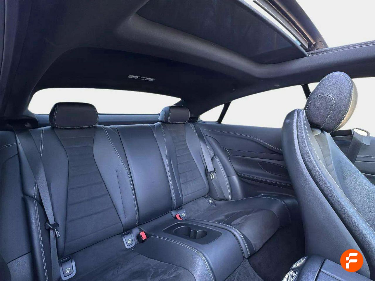 Foto Mercedes-Benz Clase E 12