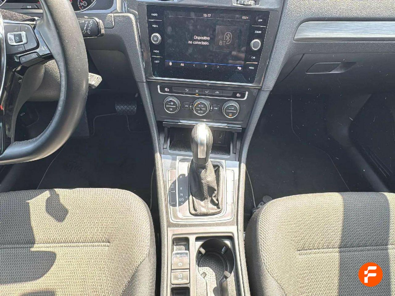 Foto Volkswagen Golf 8