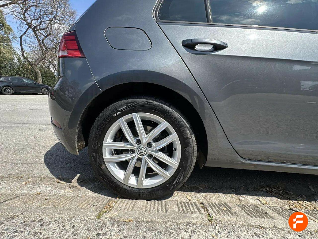 Foto Volkswagen Golf 16