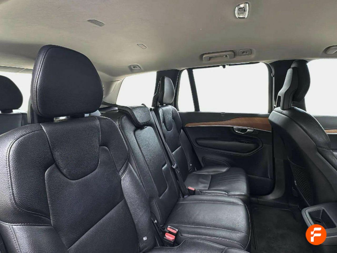Foto Volvo XC90 12