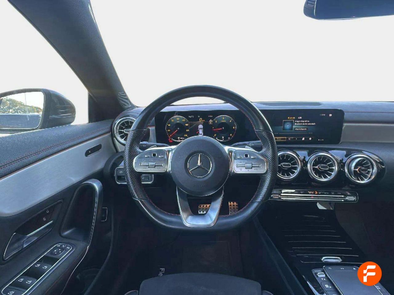 Foto Mercedes-Benz Clase CLA 10