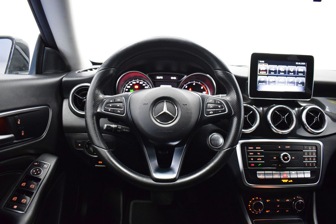 Foto Mercedes-Benz Clase CLA 19