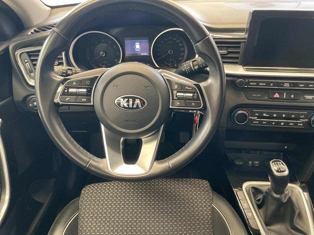 Foto Kia Ceed 11