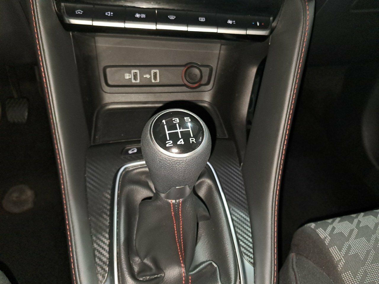 Foto MG ZS 17