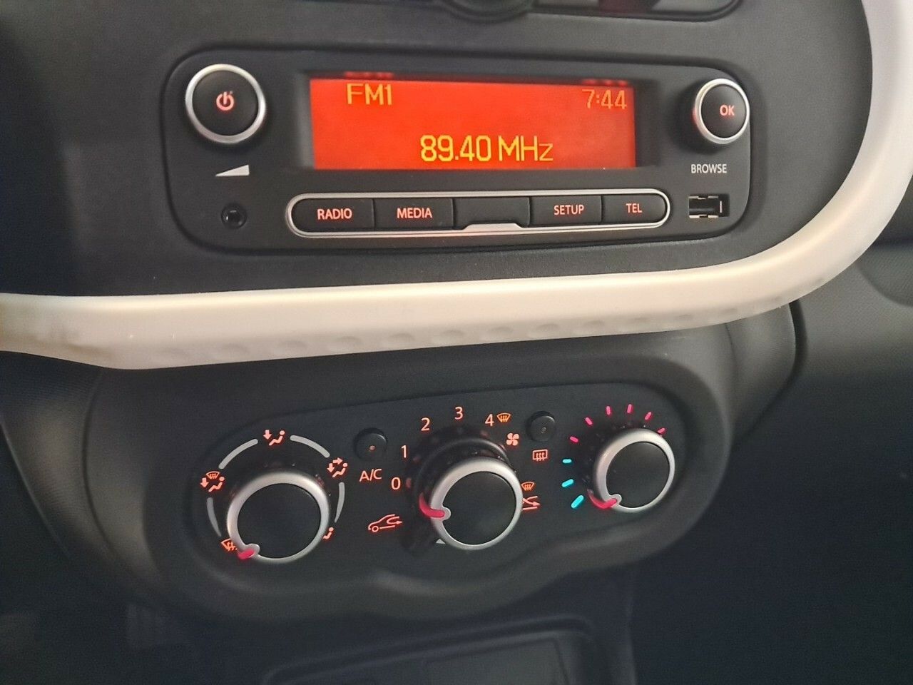 Foto Renault Twingo 16