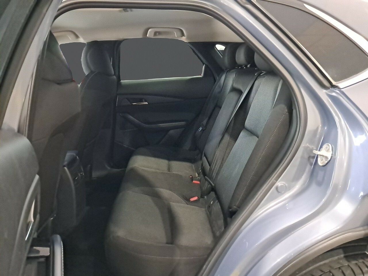 Foto Mazda CX-30 10