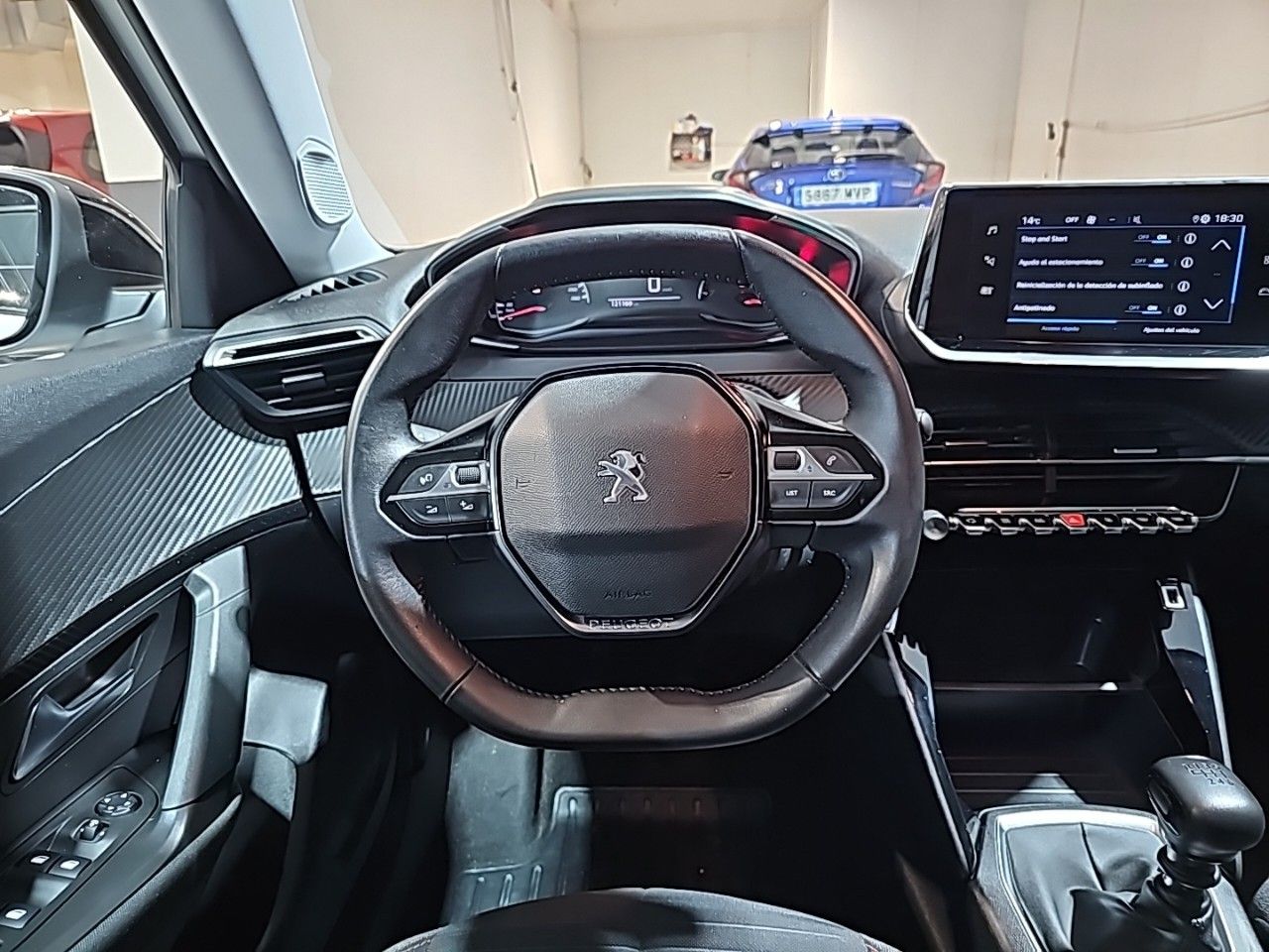 Foto Peugeot 2008 11