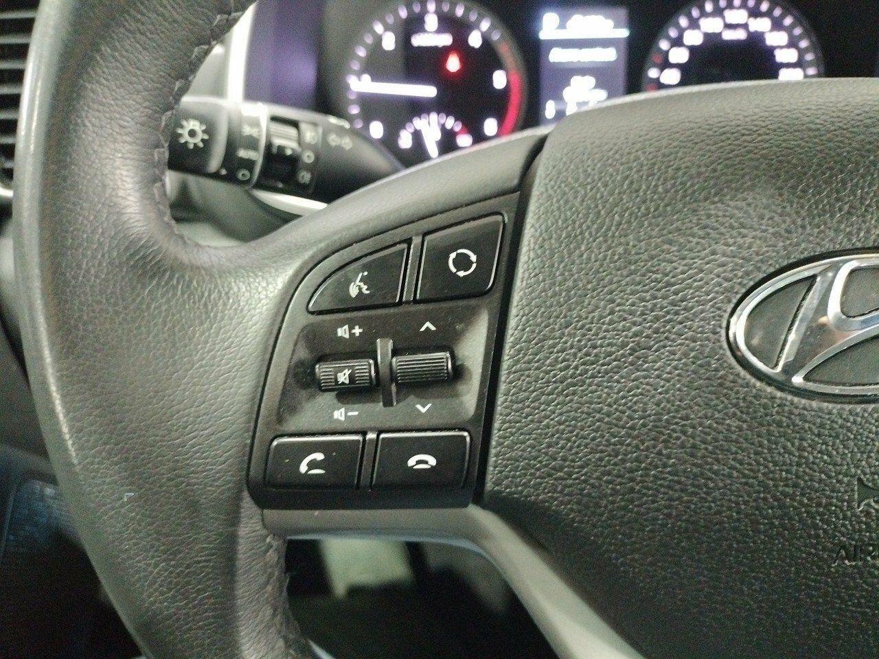 Foto Hyundai Tucson 12