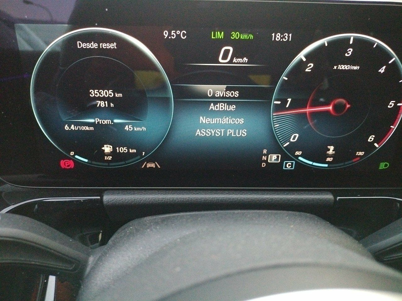 Foto Mercedes-Benz Clase GLA 4