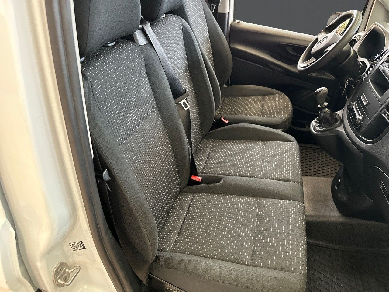 Foto Mercedes-Benz Vito 15