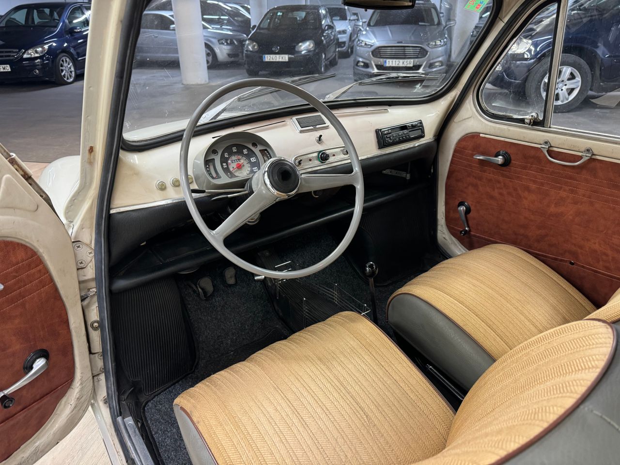 Foto Seat 600 5