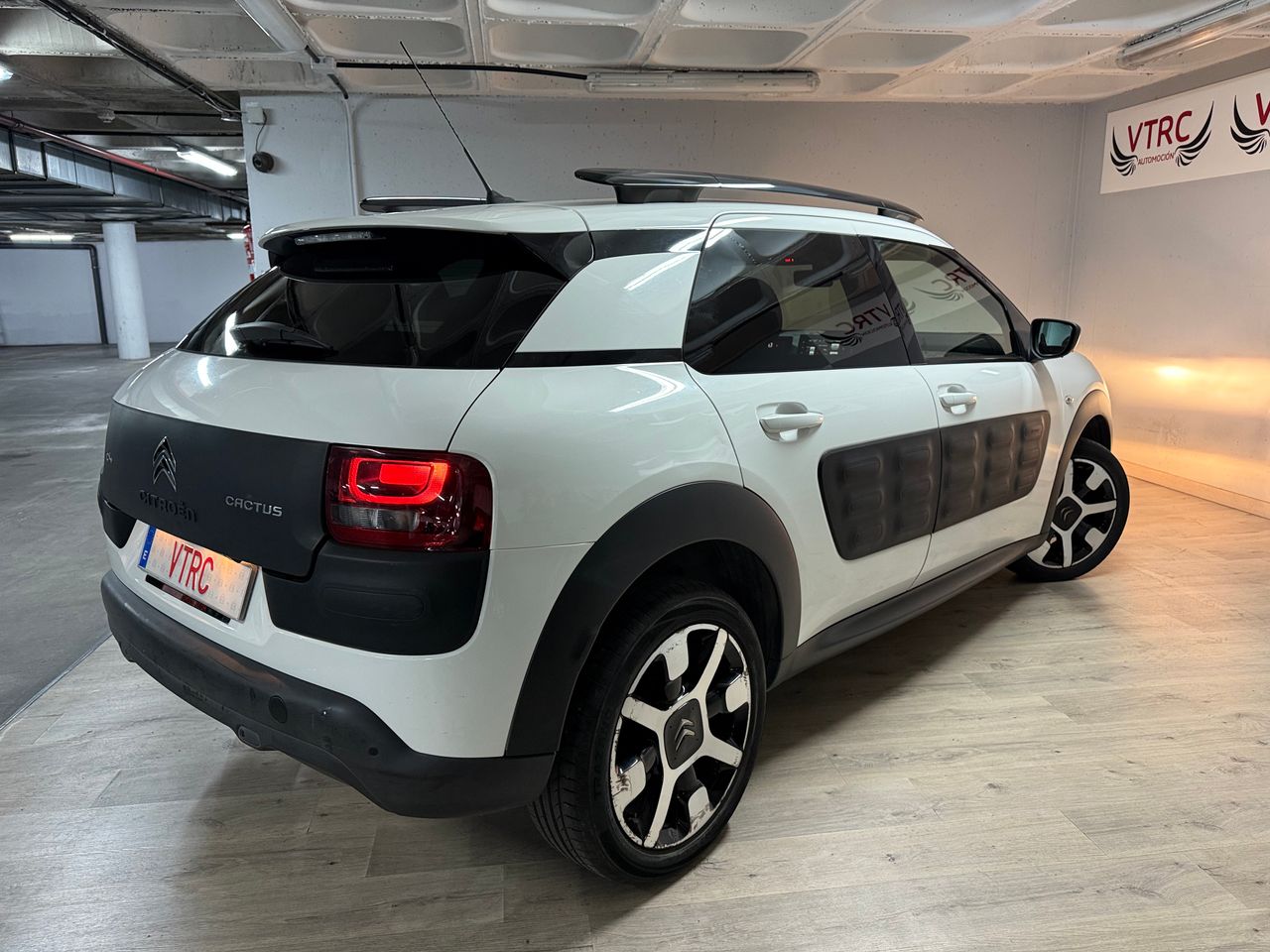Foto Citroën C4 Cactus 9