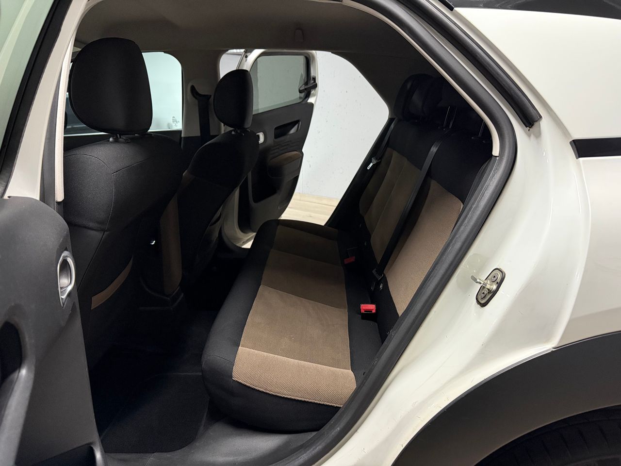 Foto Citroën C4 Cactus 10