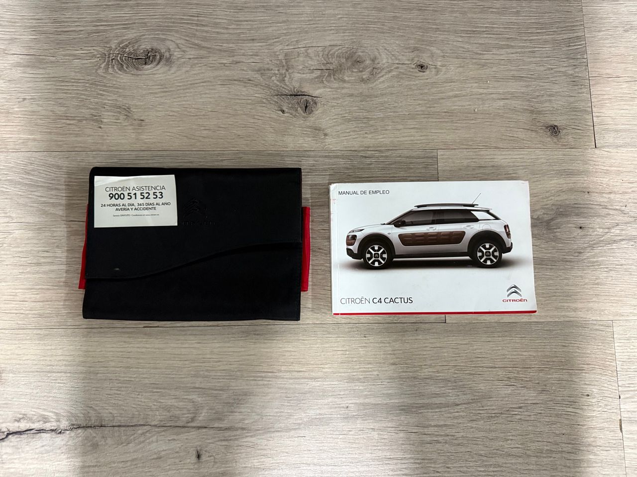 Foto Citroën C4 Cactus 19