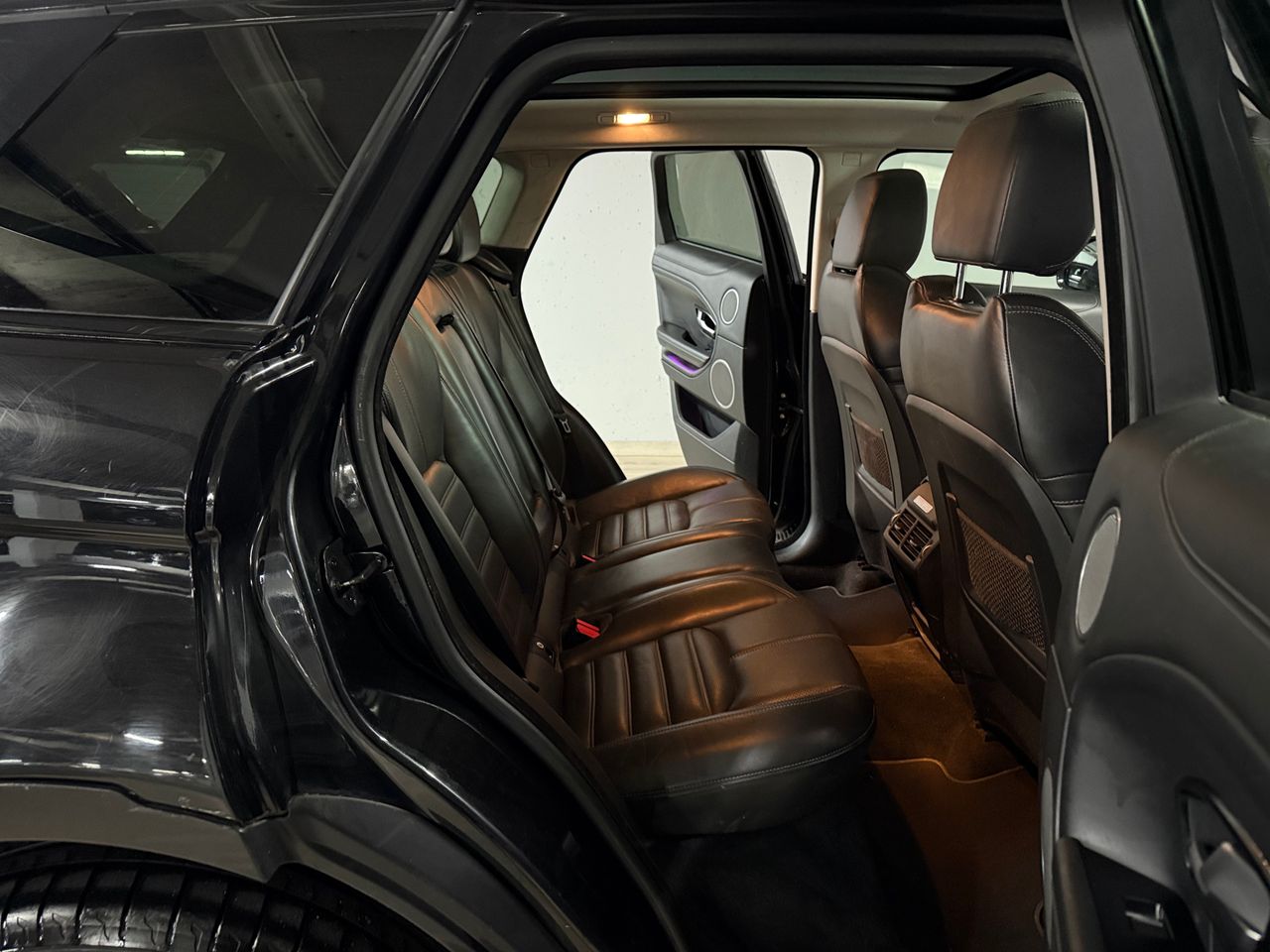Foto Land-Rover Range Rover Evoque 11