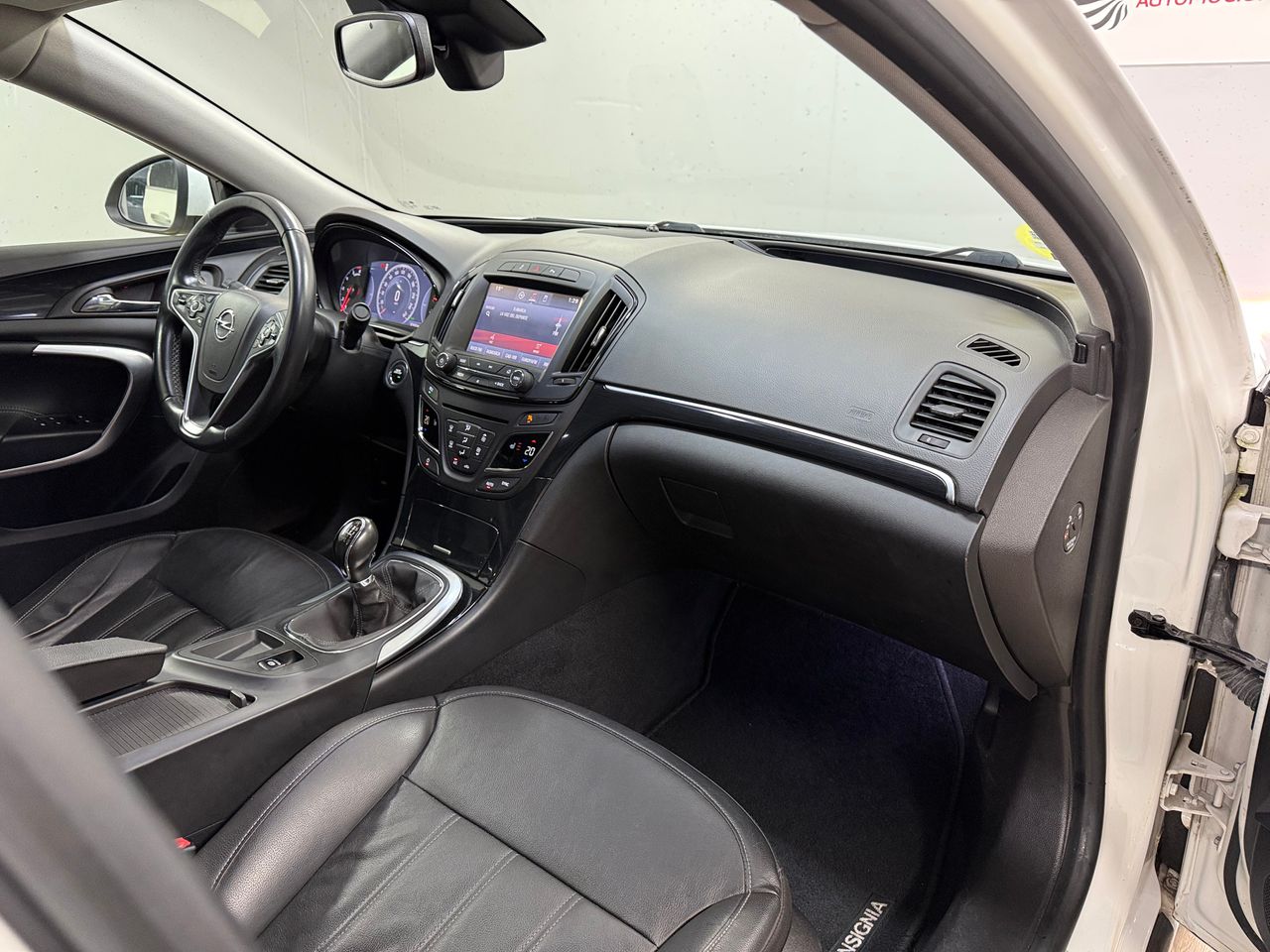 Foto Opel Insignia  17
