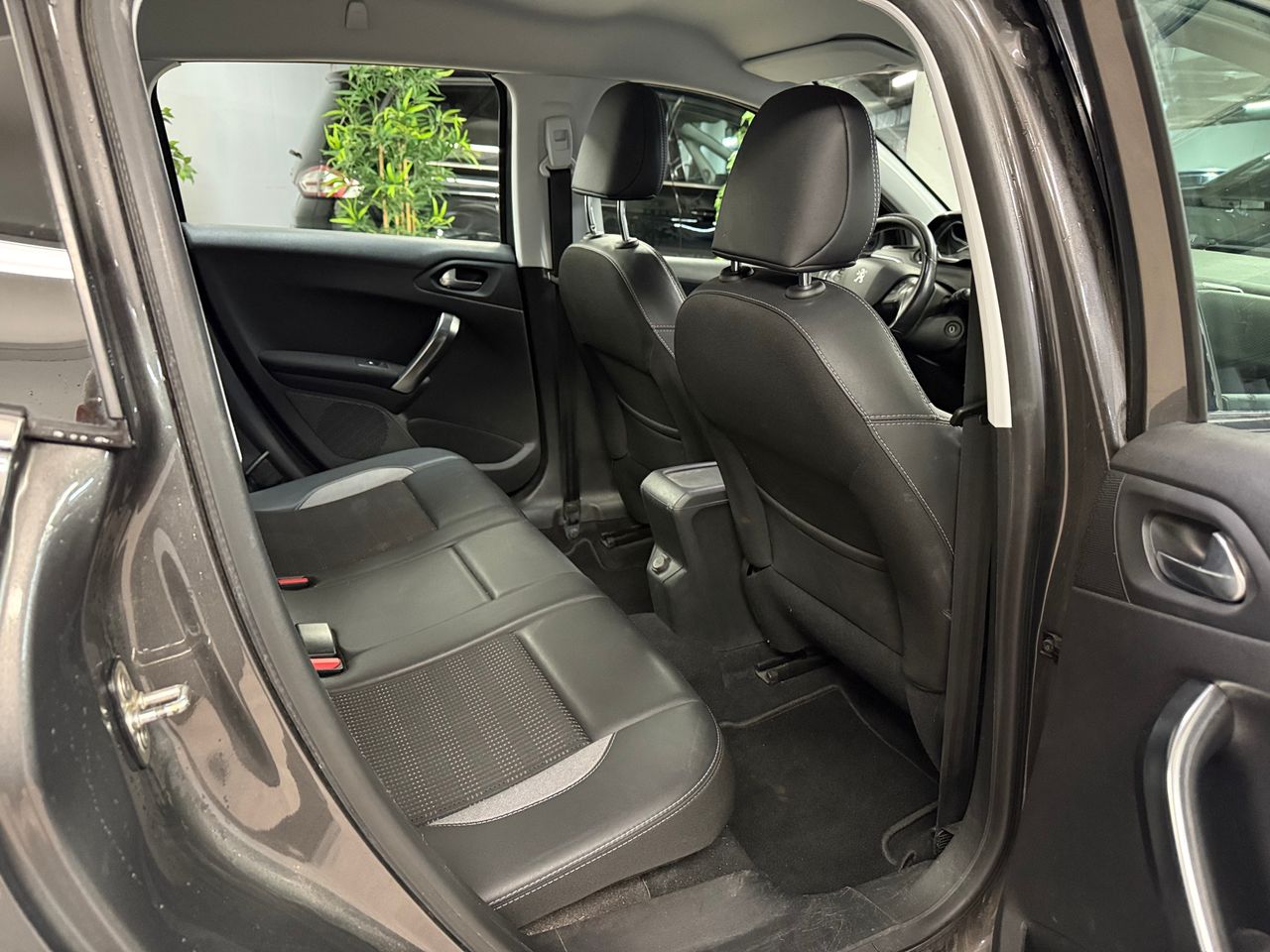 Foto Peugeot 2008 11