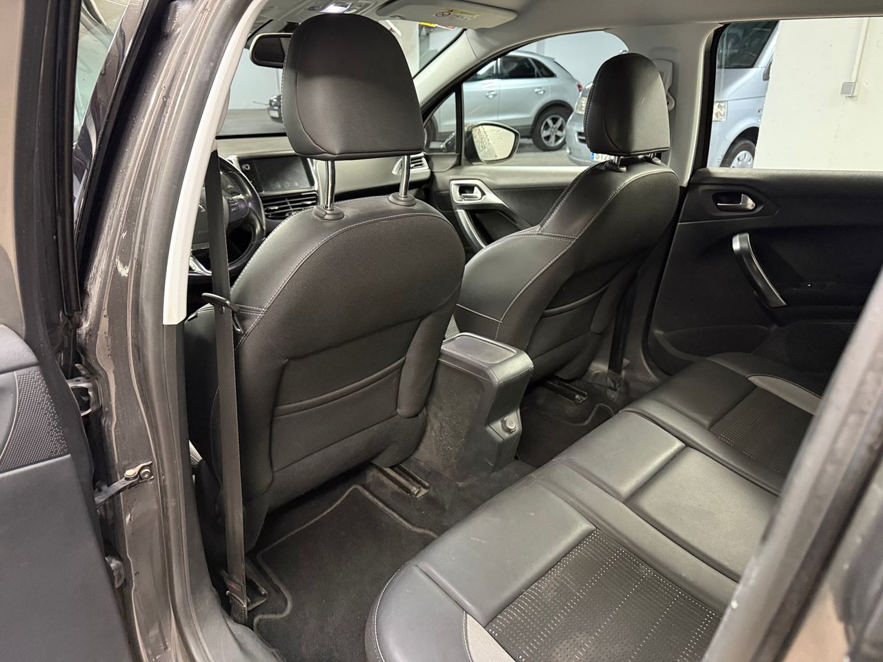 Foto Peugeot 2008 14
