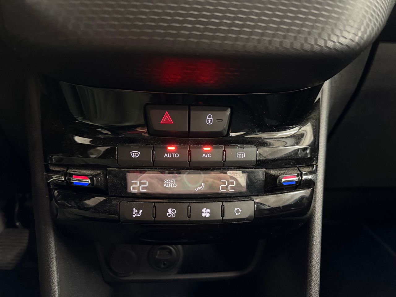Foto Peugeot 2008 25
