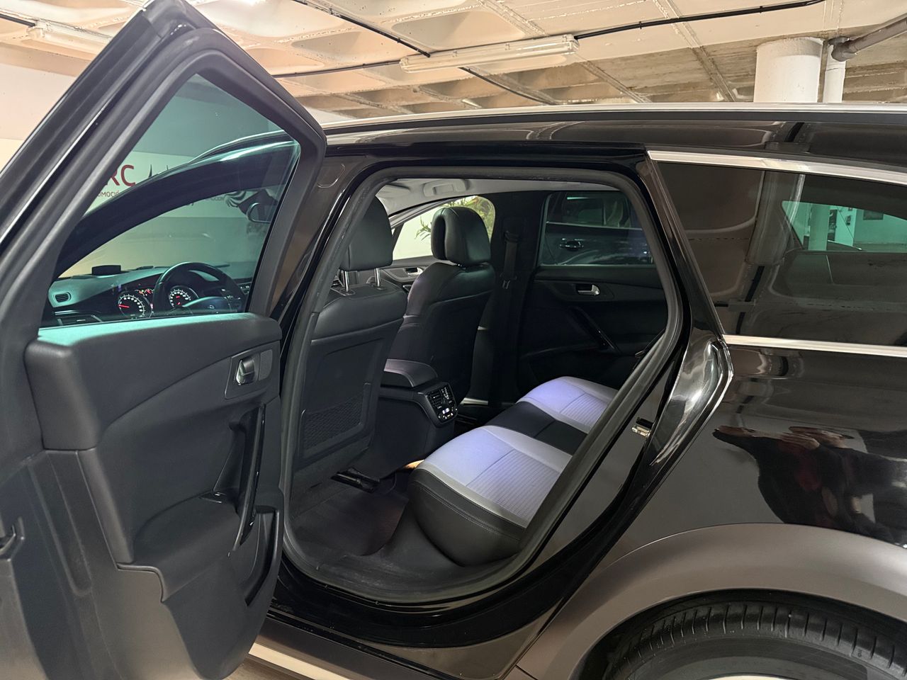 Foto Peugeot 508 32