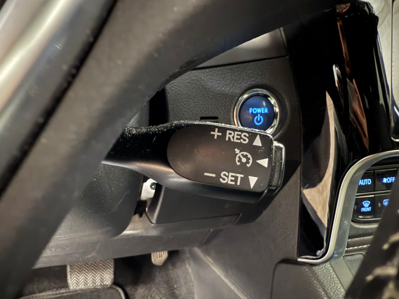 Foto Toyota Auris 25