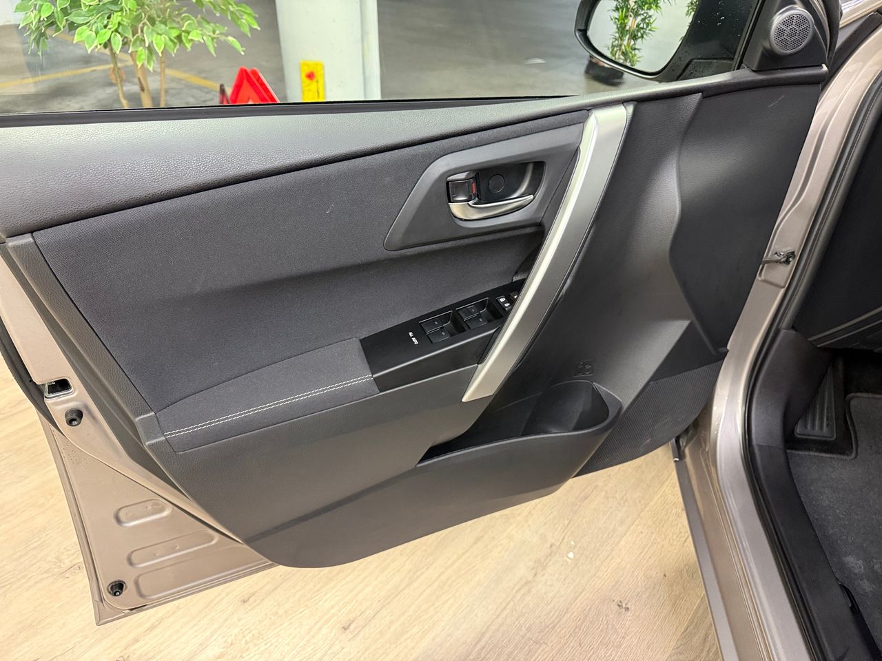 Foto Toyota Auris 8
