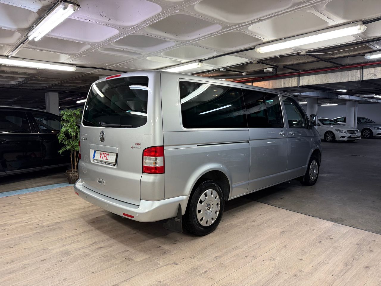 Foto Volkswagen Caravelle 16