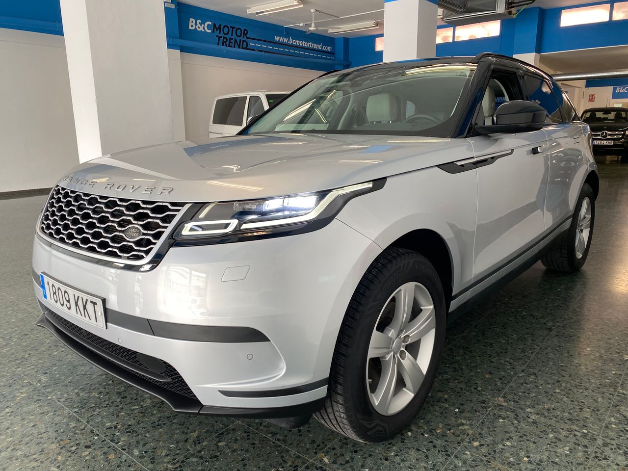 Foto Land-Rover Range Rover Velar 11