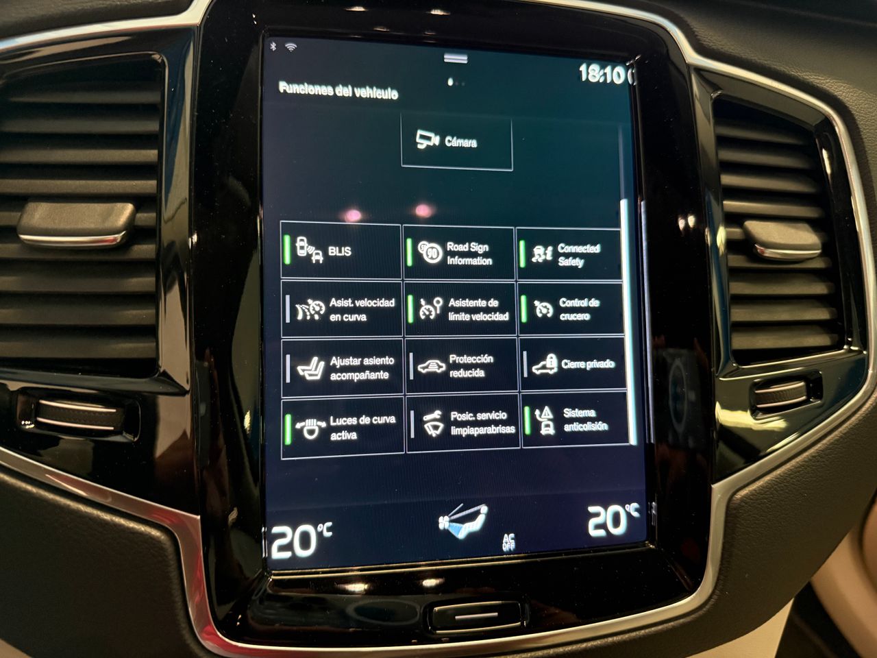 Foto Volvo XC90 26