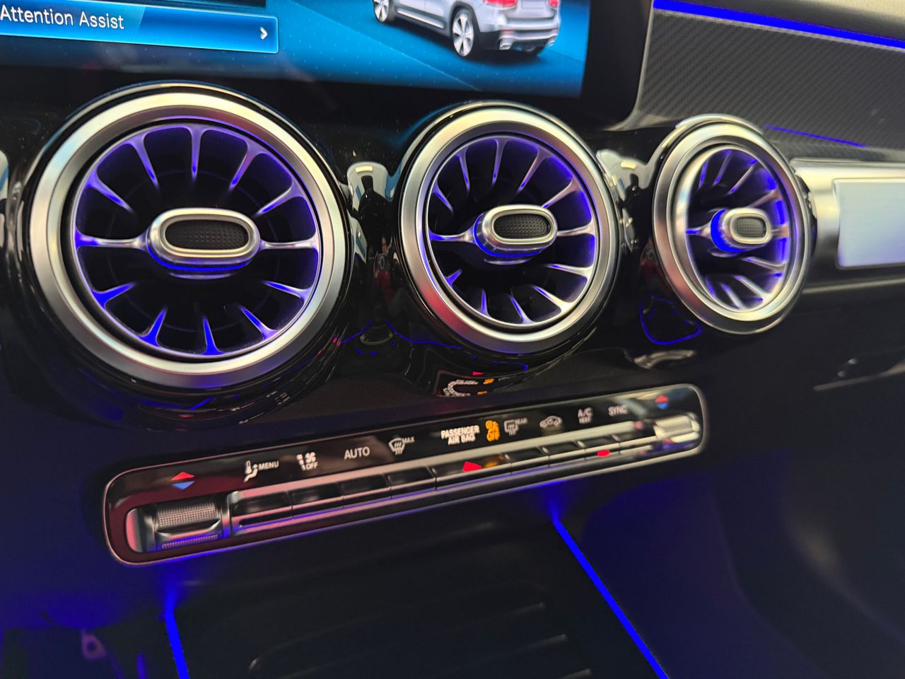 Foto Mercedes-Benz Clase GLB 25