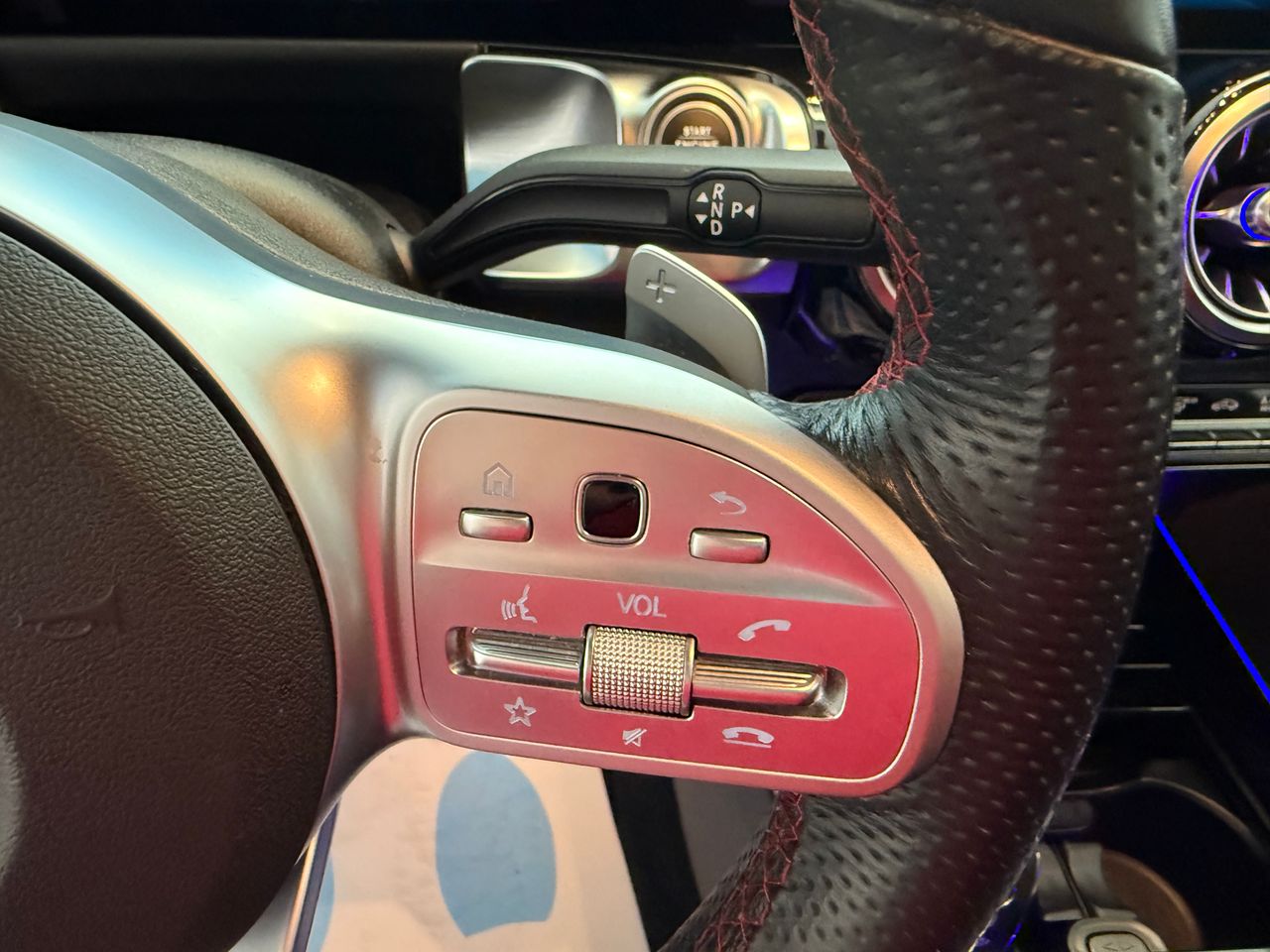 Foto Mercedes-Benz Clase GLB 30