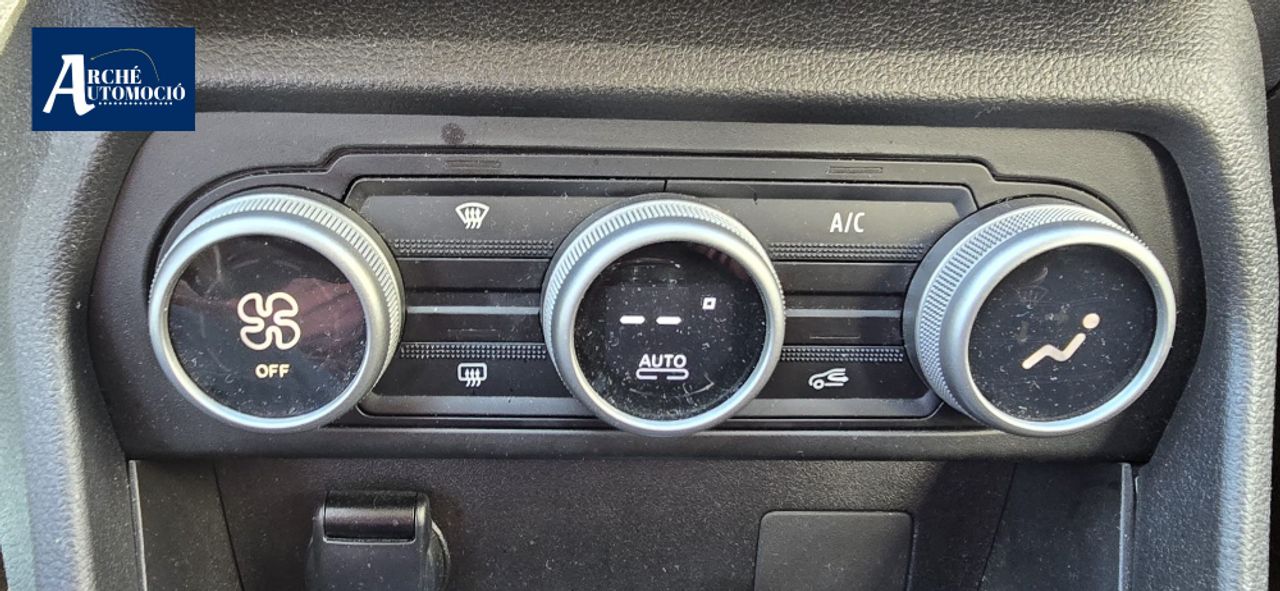 Foto Dacia Sandero 11