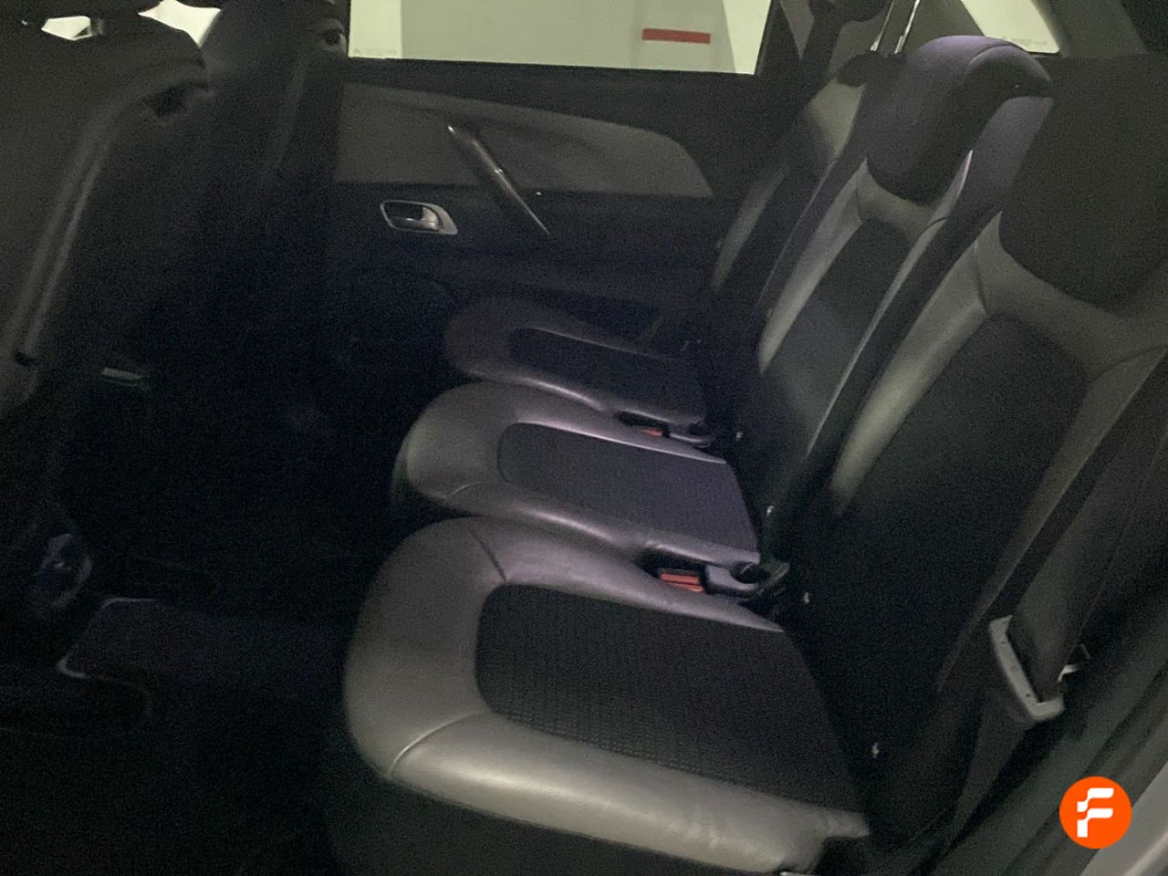 Foto Citroën C4 Picasso 23