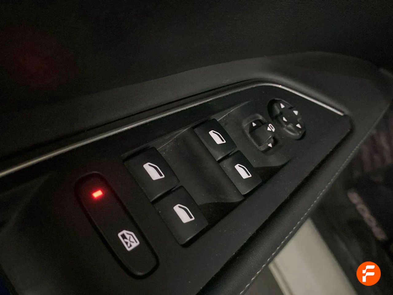 Foto Peugeot 5008 21