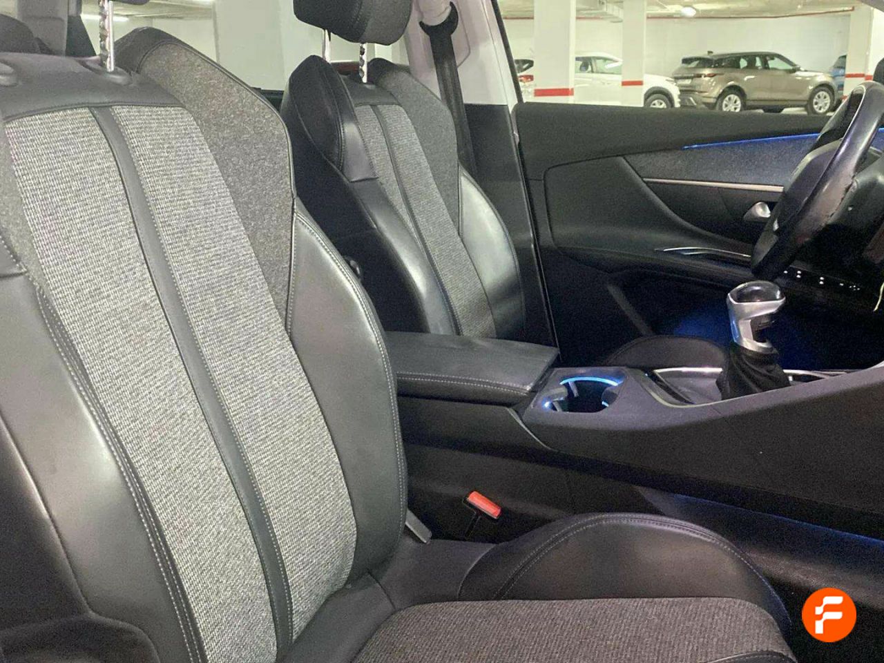 Foto Peugeot 5008 23