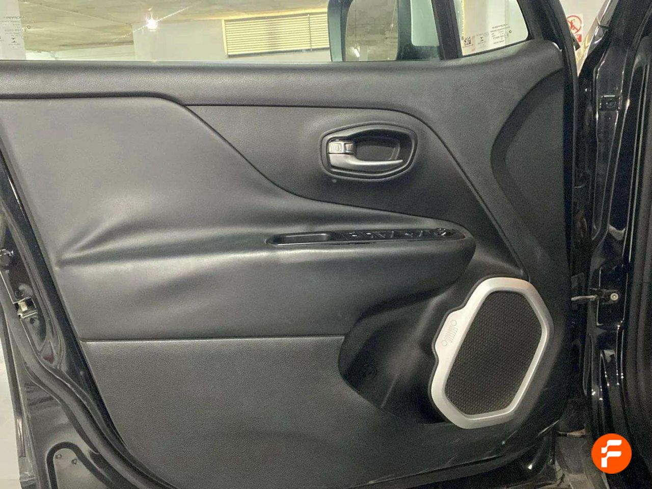 Foto Jeep Renegade 26