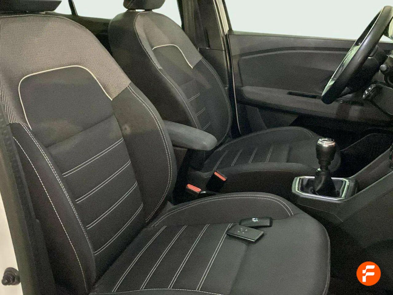 Foto Dacia Logan 24