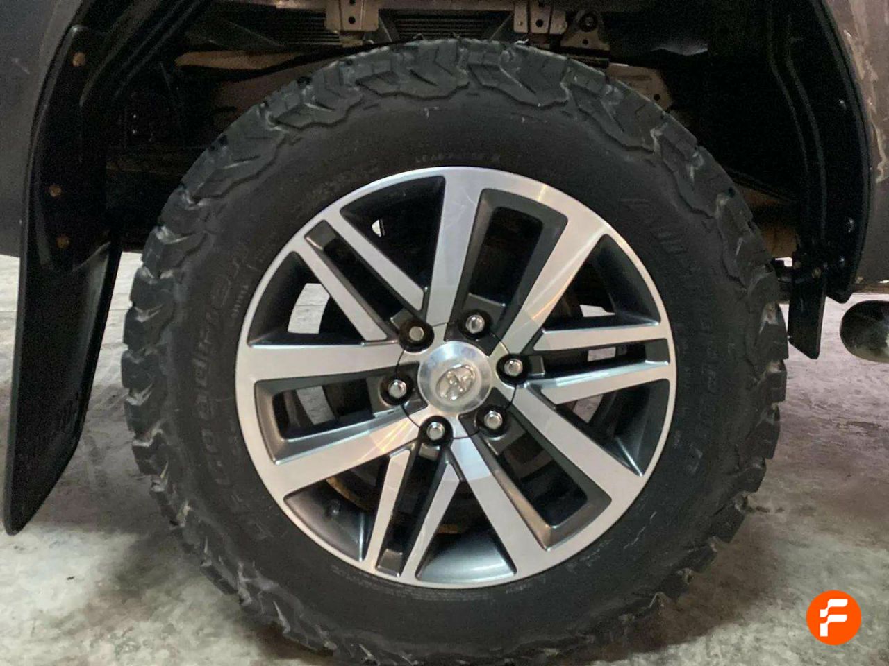 Foto Toyota Hilux 30