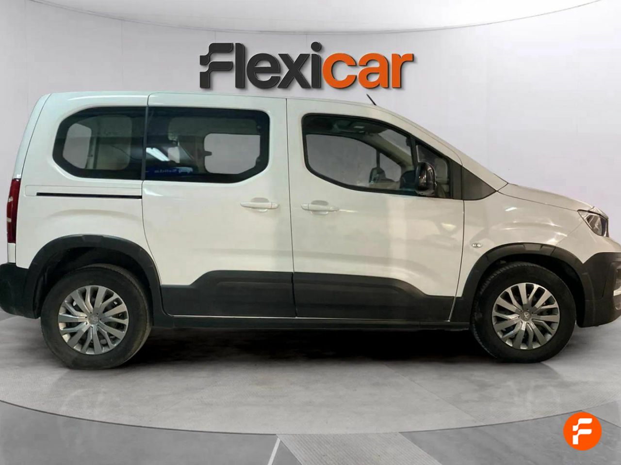 Foto Peugeot Rifter 9