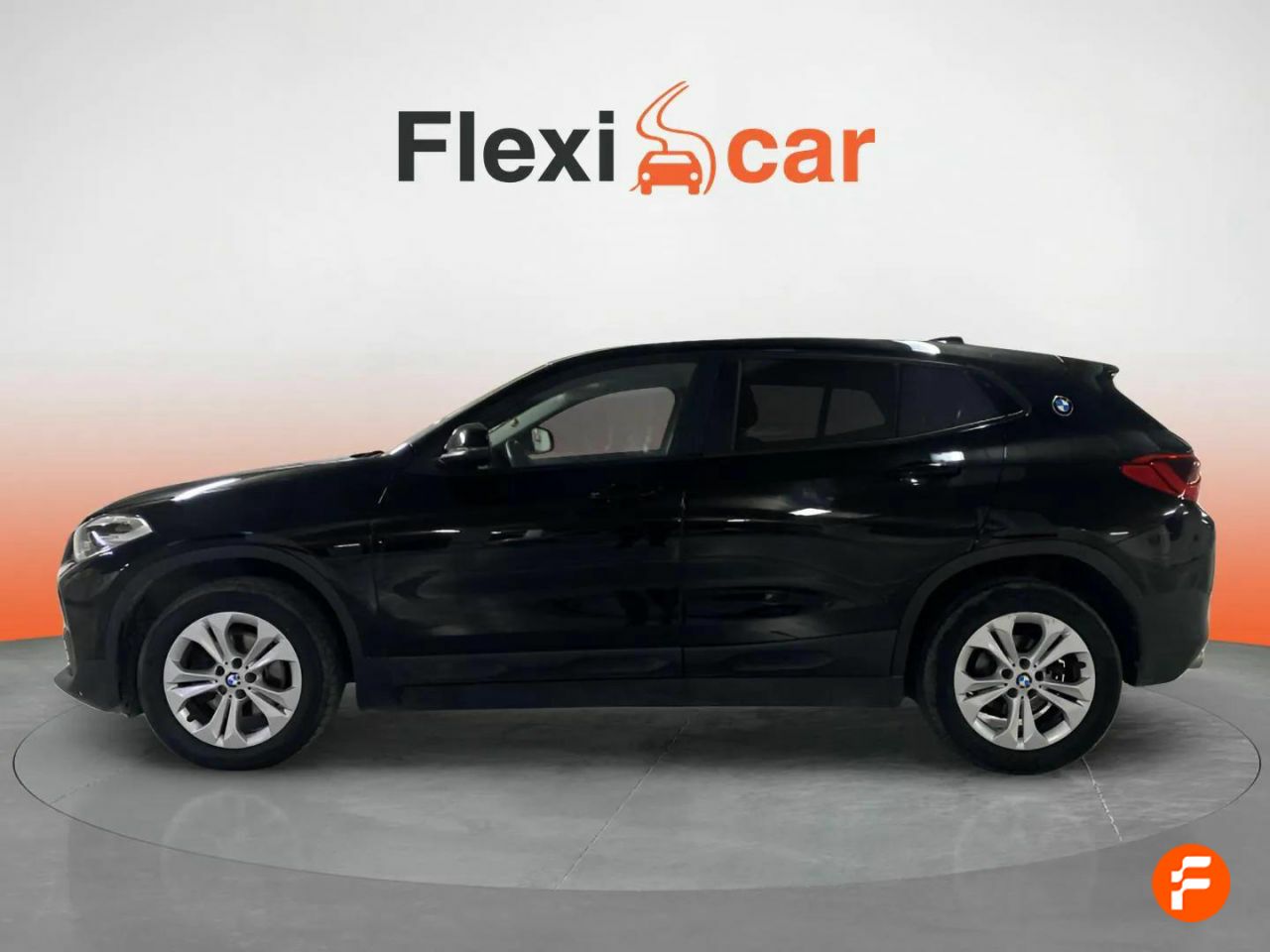 Foto BMW X2 4
