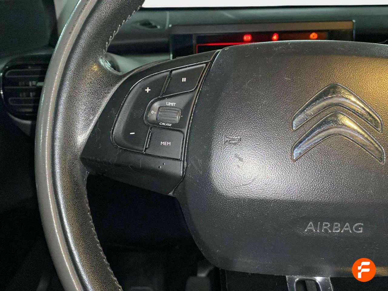 Foto Citroën C4 Cactus 12